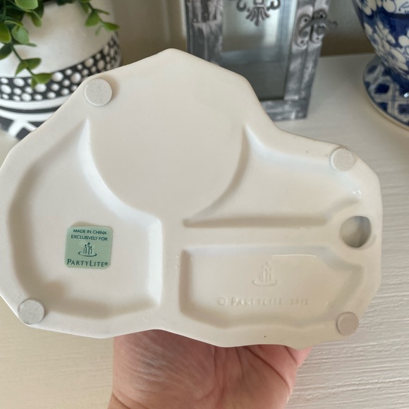 PartyLite Polar Bear Tealight Holder Mother's Love White Winter Holiday P91131 - Picture 5 of 6